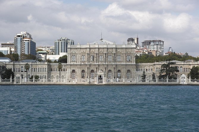 Private Istanbul Tour – Full Day of Iconic Sights & Local Gems - Vehicles, pickup, and the pace of the day