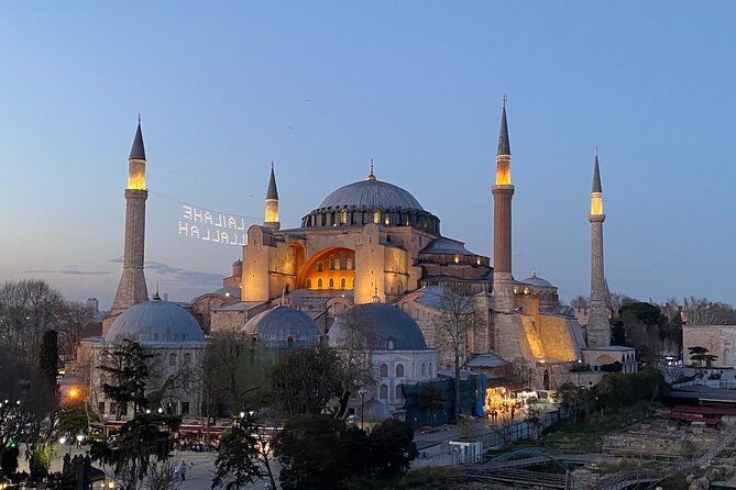 Private Minivan Transfer from Istanbul Airport - Reaching hotels in the old city