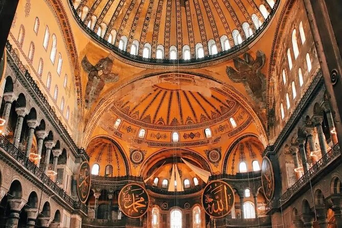 Private Old City Guided Tour - Basilica Cistern and its upside-down Medusa