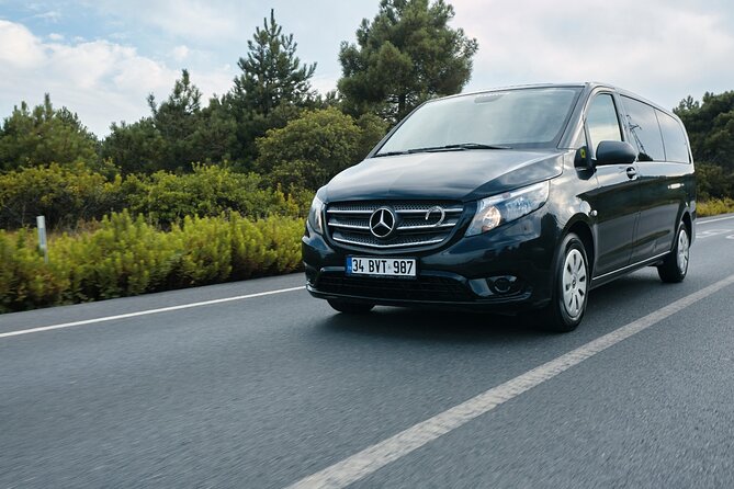 Private One-Way Transfer: Istanbul Airport ↔ City Hotels - The ride to your hotel