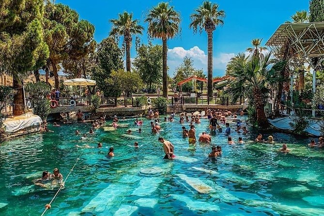 Private Pamukkale Day Tour from Istanbul by Plane - A rural lunch and the private road transfers