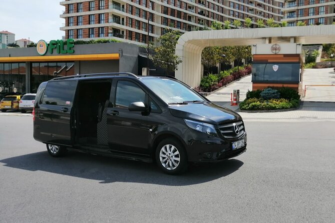 Private Sabiha Airport (SAW) Transfer To/From City Center - From the representative to the waiting car