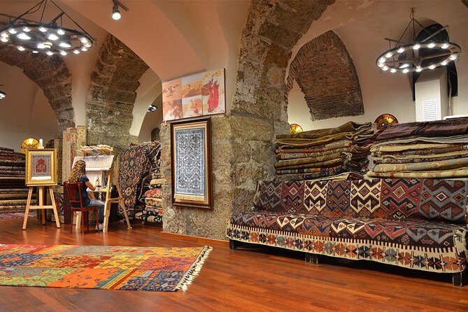 Private Turkish Carpet Shopping at Historic Caravanserai - Timing, access, and practical details