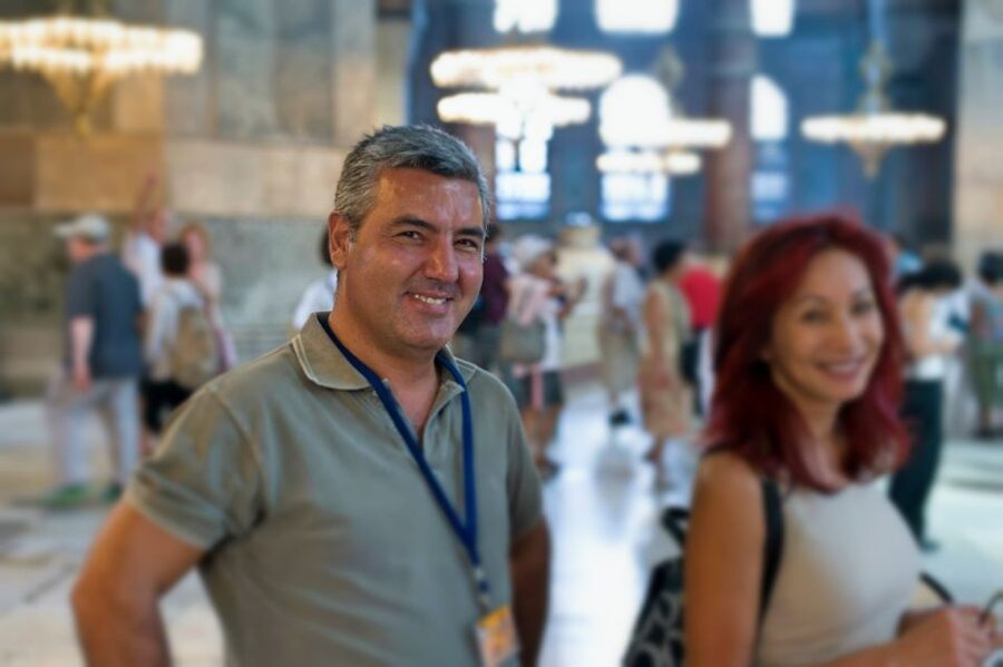 Rug Shopping Private Tour with expert Grand Bazaar - Why an expert matters in the Grand Bazaar