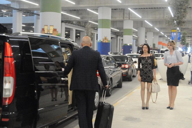 Sabiha Gokcen Airport Transfer - One Way - A smoother first hour in Istanbul