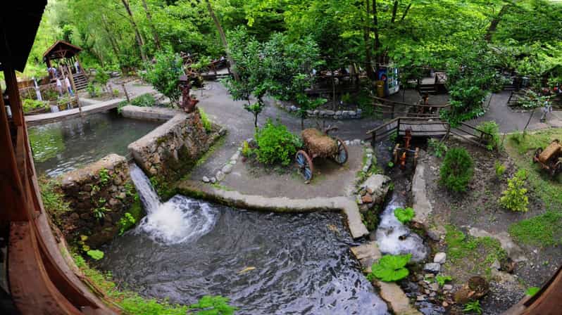 Sapanca Maşukiye tour from Istanbul - Sapanca town, shopping, and the Turkish delight stop