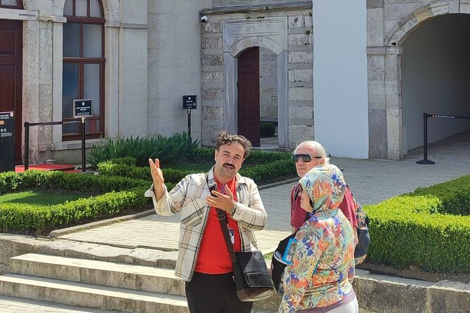 Skip Lines with Local Tour Guide Taha - Topkapı Palace and four levels of imperial power