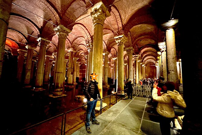 Skip-the-Line Ticket to Basilica Cistern - Choosing the guide or going independently