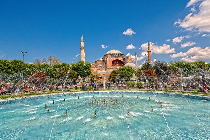 Small Group: Best of Istanbul Tour with Hagia Sophia Tickets - Hagia Sophia and the limits of the included ticket