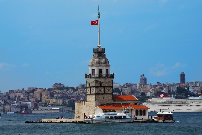 Small Group Full-Day Istanbul: Old City, Bosphorus Cruise & Lunch - Bosphorus cruise: Istanbul from two continents