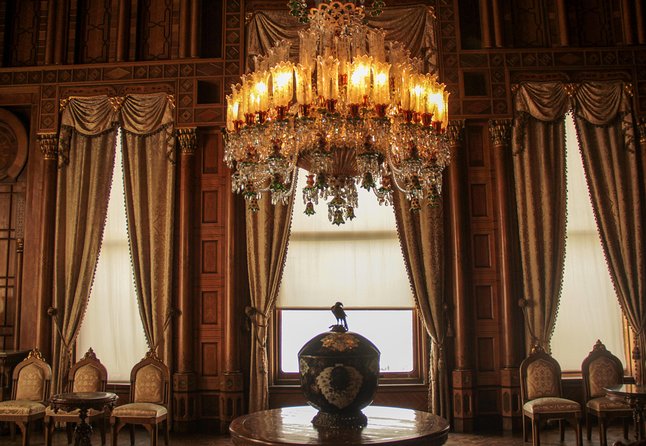 Small Group Full-Day Istanbul Tour: Old City, Asian Side & Lunch - Camlica Mosque, a modern counterpoint