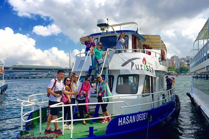 Sunset boat trip on the Bosphorus and Golden Horn - Two hours along the Bosphorus