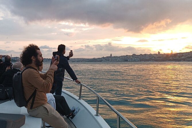 Sunset Cruise on Luxury Yacht with Transfers - Kuruçeşme, Bebek, Arnavutköy, and Rumeli Fortress