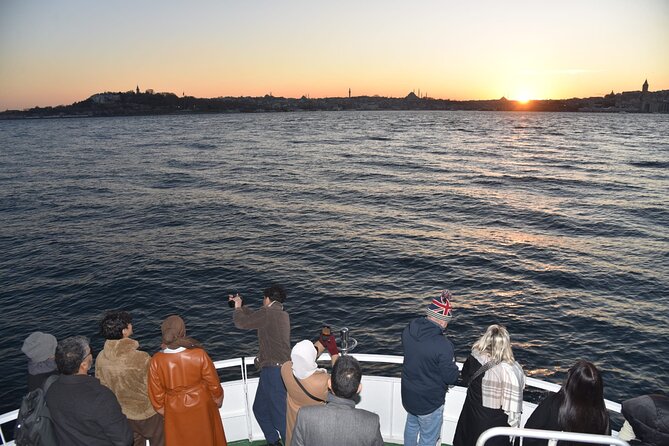 Sunset Cruise with Stop along Asia: Discover Istanbul's Bosphorus - Asian-side fortresses and imperial retreats