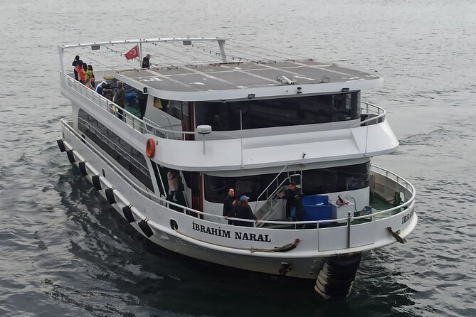 Sunset Cruise with Stop along Asia: Discover Istanbul's Bosphorus - Palaces and mosques along the European shore