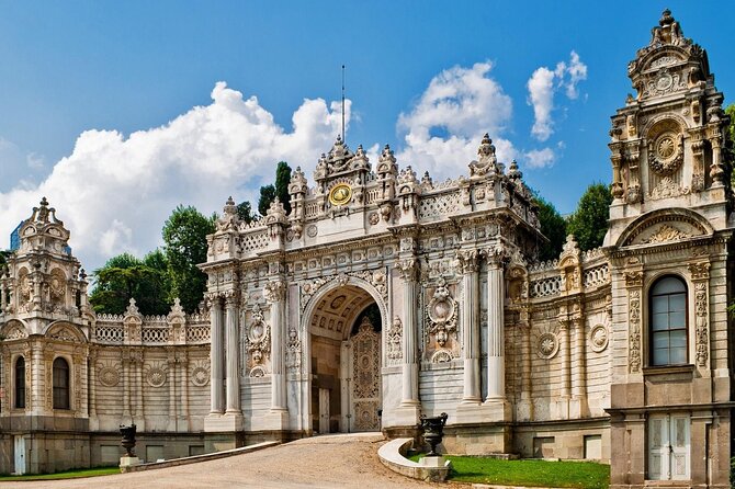 Topkapi Palace and Basilica Cistern Combo Tour in Istanbul - A short stop at Hagia Irene