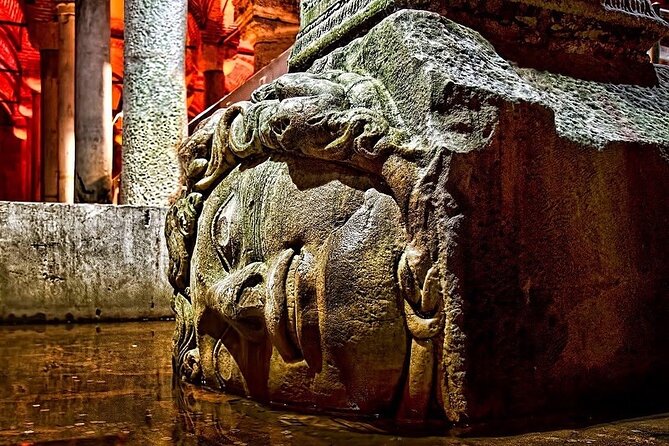 Topkapi Palace/Harem, Basilica Cistern, Grand Bazaar Private tour - What the private guide adds