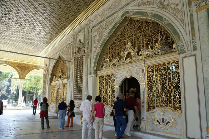Topkapi Palace Harem Ticket & Tour-Prepay & Balance at meeting - The smartphone audio guide