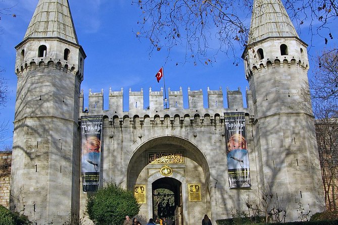 Topkapi Palace Skip-The-Line Entry with Guided Tour - Meeting at the Fountain of Sultan Ahmed III