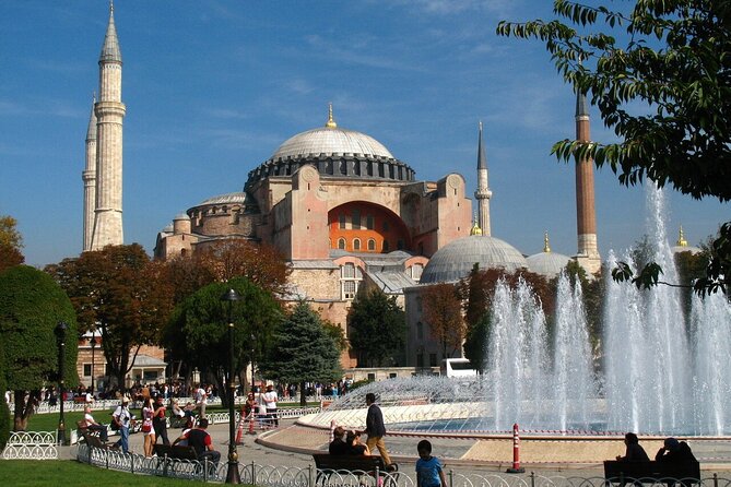 Topkapı Palace with Harem & Blue Mosque Guided Tour - Hagia Sophia, an important part of the route