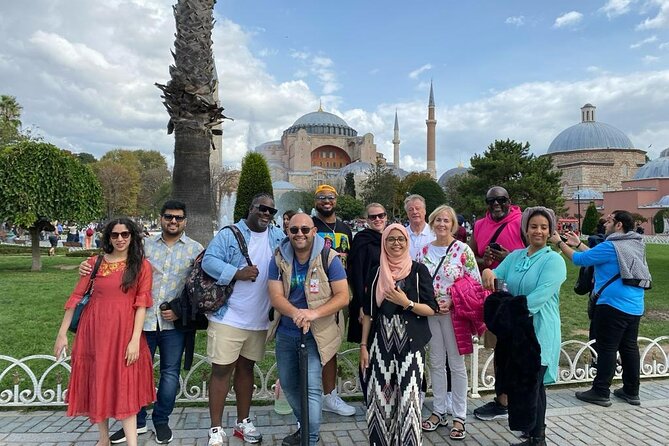 Tour to the Best Places in Istanbul in Spanish - Private - Hagia Sophia: Istanbul’s defining monument