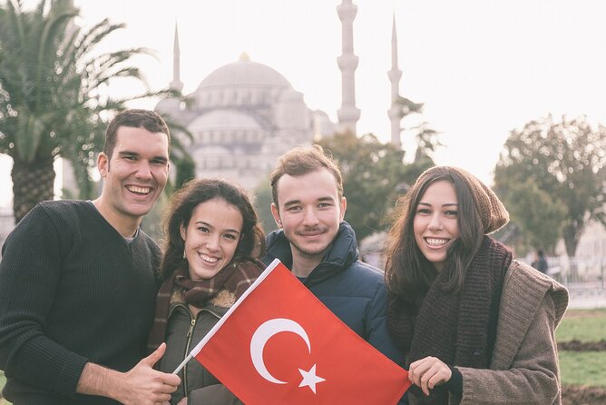Tour to the Best Places in Istanbul in Spanish - Private - Blue Mosque: start beneath six minarets