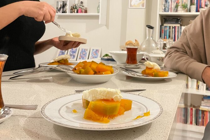 Traditional Home Cooking with a Local in İstanbul City Center - The small group makes a real difference