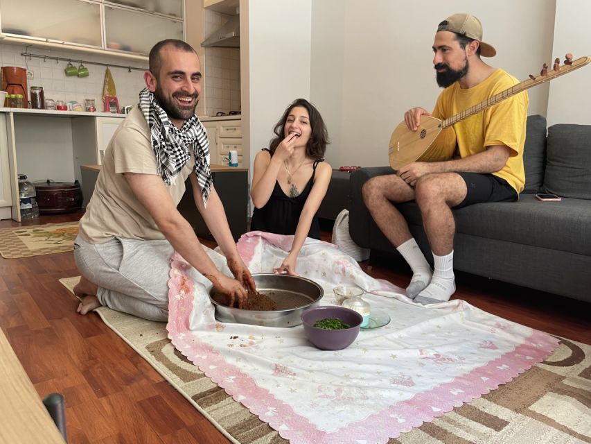 Traditional Home Dinner Night with Çiğköfte - Learn and Eat - Arriving at Burak’s home in Erenköy