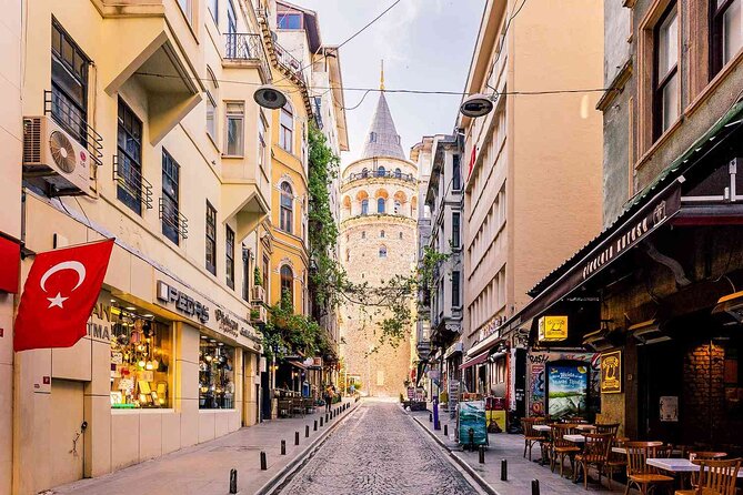 Trusted Istanbul Airport Transfer to city center - Arrival help and the final handoff