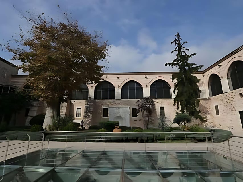 Turkish and Islamic Arts Museum: Entry Ticket & Audio Guide - Manuscripts, calligraphy, and the power of the written word