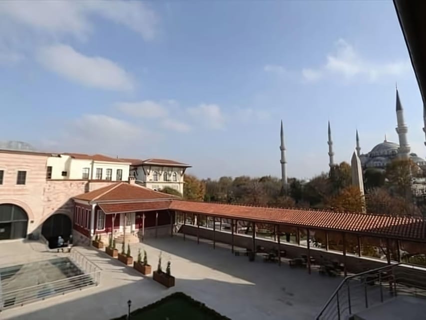 Turkish and Islamic Arts Museum: Entry Ticket & Audio Guide - Using the audio guide without losing your independence