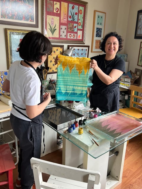 Turkish Marbling Paper Ebru Art Workshop - The first 30 minutes: tools, colors, and simple marks