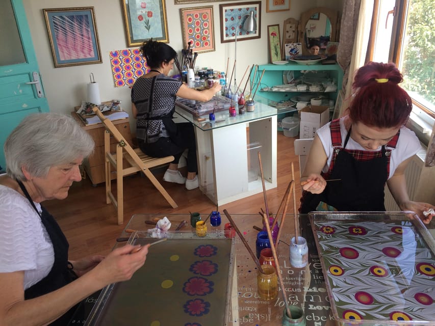 Turkish Marbling Paper Ebru Art Workshop - Tulips, hyacinths, carnations, and free design