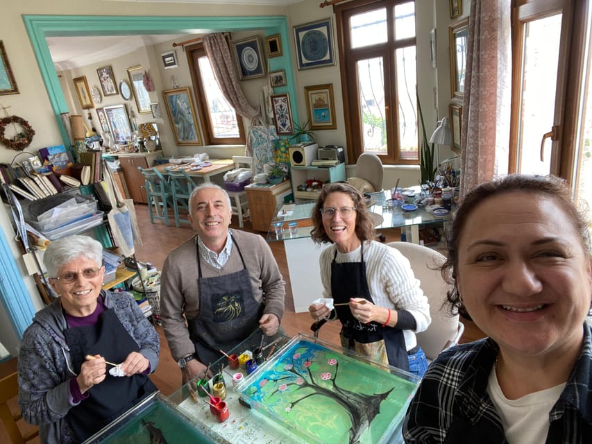 Turkish Marbling Paper Ebru Art Workshop - The rooftop pause and the human welcome
