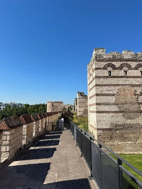 Walls of Contantinople and Blachernea Palace Tour - Following the walls toward the Golden Horn